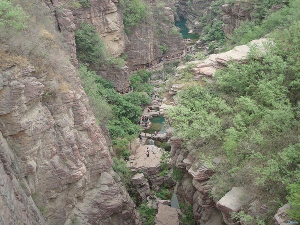 云台山在哪里 位置 Cg-4V1FMAr6IXVyJABX5GSJcxYIAAGg8wD0XV8AFfkx853.jpg